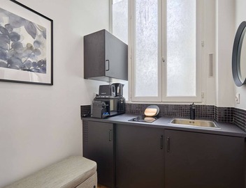 Modern Studio-Faubourg Saint-Honore 3