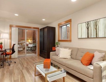 Modern Townhouse near DT Seattle & Stadium Parking 4