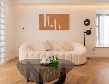 Molly House- Near Nanjing East Road,2-Bedrooms with Elevator, 2 bathrooms,1 bathtub , Near the subway 4