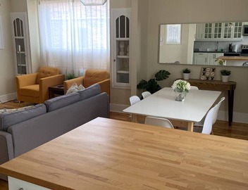 Montreal ~ Cozy & Chic City Condo 3