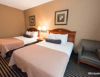 Mountain Inn & Suites 5