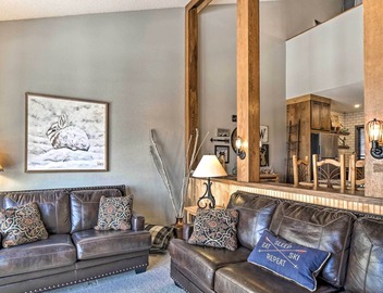 Mountainside Home: Stunning Views in Granby Ranch! 3