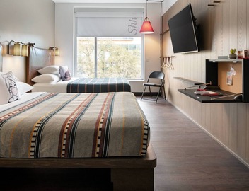 Moxy Austin - University 3