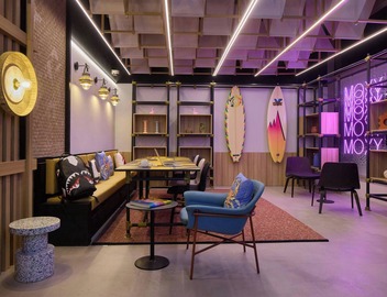 Moxy Nice 5
