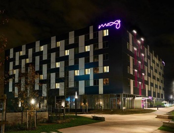 Moxy Paris Charles de Gaulle Airport 4