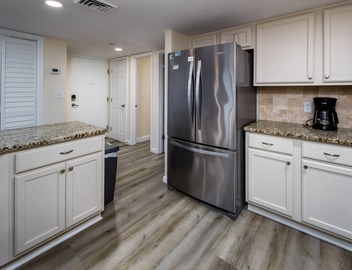Nautilus 1506 - Gulf Front 2BD/2BA 5th Floor. Free Beach Service 3/1-10/31 5