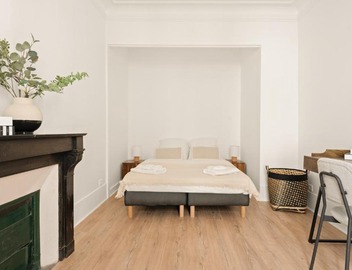 Near Le Marais, peaceful hideaway, Canal St-Martin 2