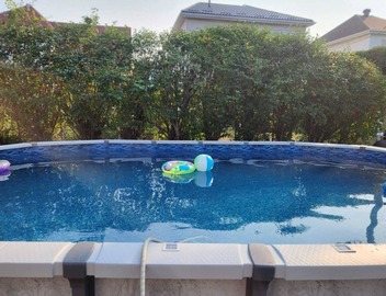 Neat basement with Gym and swimming Pool 3