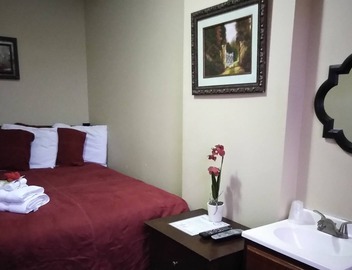 Neptune Hotel 5