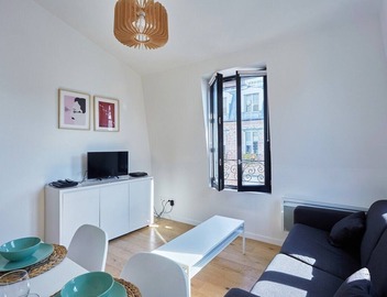 New apartment Boulogne facing "Les passages" 3