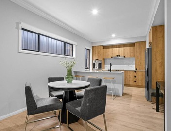 New central three bed townhouse 5