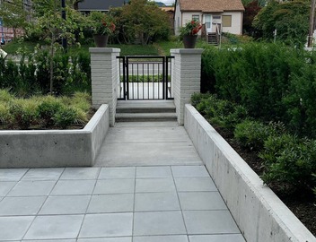 New Condo in Parklike setting 4