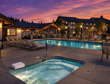 New Listing-Edelweiss Escape-In Town, Pool, Hot Tub 5