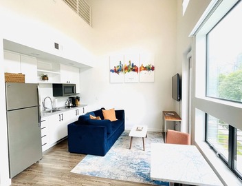 NEW Modern Urban Condo in Vibrant Downtown East ATX - Prime Location! 3