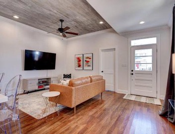 New Orleans pool home w backyard 5