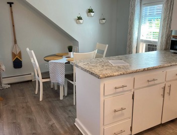 Newly Furnished One Bedroom Just Steps to Ferry Beach 3