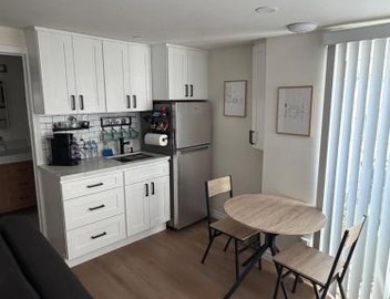 Newly Renovated 1BR Suite, Patio BBQ, Fire Pit 4