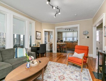 Next to Boston & Beach, King Beds, Free Parking+EV 4