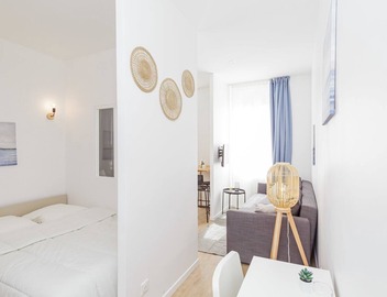 Nice 23 M² Bright And Renovated Courtyard Side 4