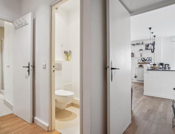 Nice and bright flat near Eiffel Tower 3