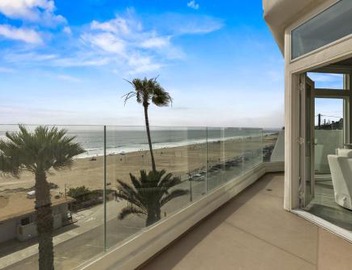 Ocean Front - 4 Bedroom Manhattan Beach Penthouse 4