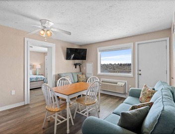 Oceanfront 3BR Ground-Floor Patio King Ste Small Dog Friendly Blue Mist 102 3