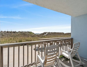 Oceanfront 3BR Ground-Floor Patio King Ste Small Dog Friendly Blue Mist 102 5