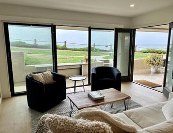 Oceanfront Fully Remodeled 2BR 2BA, Pool, Hot Tub, Gated Parking 2