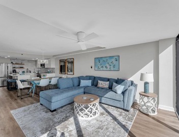 Oceanfront Gem Pool, Balcony, Modern Touch condo 5