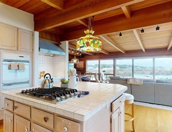 Oceanfront Haven with Beach Access, Views & Deck 5