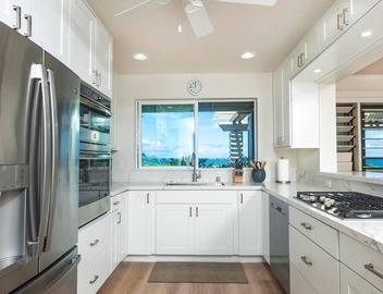 Oceanfront: Large Private Beach House - Maui North Shore 3