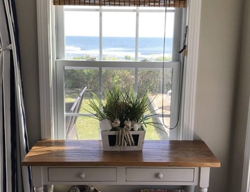 OCEANFRONT! Priv beach, VIEWS A/C WIFI,Streaming TV, Walkable, Relax, Memories! 4