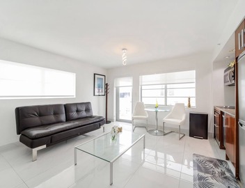 Oceanfront Studio Suite w/Rooftop Pool & Views - Ocean Drive - South Beach 4