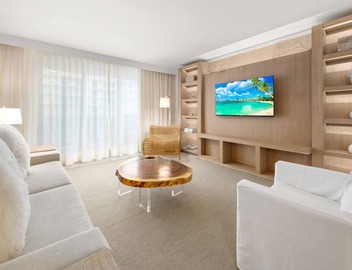 Oceanview Private Condo at 1 Hotel & Homes -1211 5