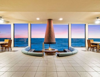 Oceanview Solana Beach Getaway with Pool & Hot Tub 4