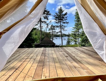 Off Grid Glamping Tent with shared Hot tub, and Sauna! 3