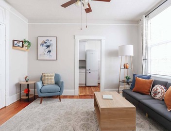 Oglethorpe Square Historic Apt |Central & Walkable 3