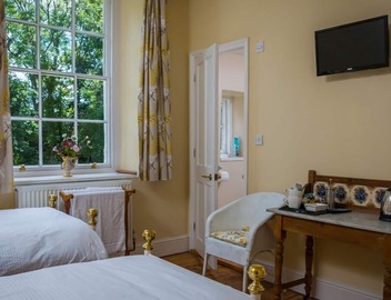 Old Vicarage 2