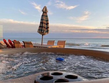 ON THE SAND! Private Beach! OCEAN FRONT HOT TUB! 3