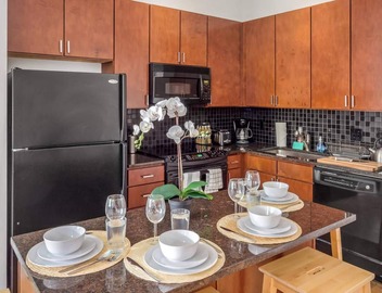 One Bedroom Apartment -10 Min Walk to Epicentre Wifi 2