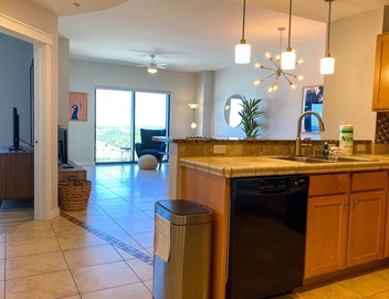 Origin 1307 | Gulf-View 1BR w/Balcony & Washer/Dryer 4