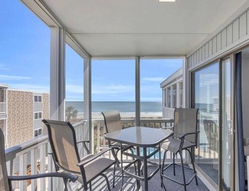 Palm Villa w/Oceanfront Balcony, Pool, Sleeps 6 5