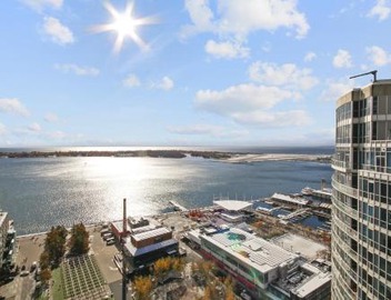 Panoramic Lakeview Resort Living 3BDR with Gym, Pool, Free parking 3