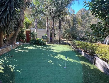 Panoramic Tree view Melbourne city with Mini Golf 5