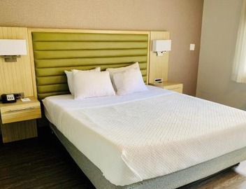 Pasadena Inn at Old Town, Los Angeles 4
