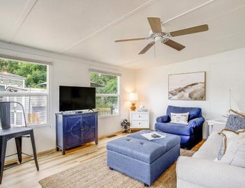 Patio, Pool Access! Coastal Ocean Pines Cottage 3