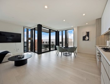 Pearl Coast' One Acre Rooftop Pool Gym Sauna Walk To Santa Monica Beach and Pier 3