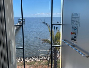 Pelican Pier Beach House on Lake Catherine 3