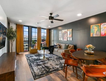 Pelican's Panorama: 4BR Crescent City Condo 4