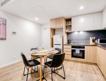 Penny Lane - 2BR Apt in the Heart of Moonee Ponds 4